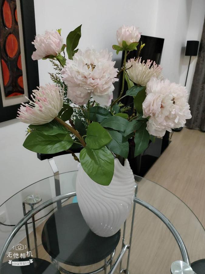 Ortigas Inn Pasig City Екстер'єр фото